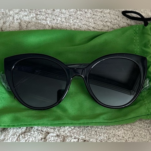 ?KATE SPADE??NWOT?Samantha Sunglases in Black main image 9